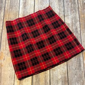 Zara Plaid Skirt Red Short Size S Black Holiday Christmas Thanksgiving